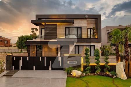 PHASE 6 1-KANAL BRAND NEW FULLY MAINTAINED BUNGALOW IS AVAILABLE FOR SALE.