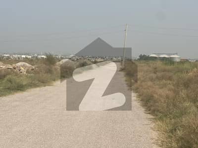 I-12/3 plot for sale size 25x50 park face ideally located