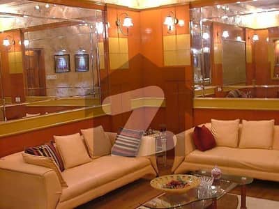300 Square Yards Lease Well Maintained Bungalow Available For Sale In Gulshan E Iqbal Block 4 At Very Prime Location