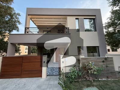 Highly-Desirable Prime Location 272 Square Yards House Available In Bahria Town - Precinct 1