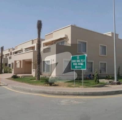 Ideally Located Prime Location House Of 200 Square Yards Is Available For rent In Karachi