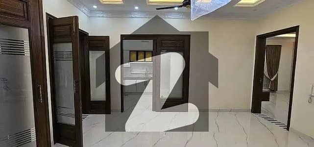 Upper Portion Of 10 Marla House Available For Rent In Bahria Town Lahore