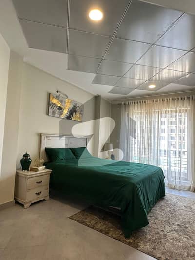Paragon Luxuries Studio Apartment For Sale