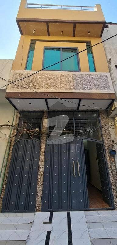 نشتر کالونی لاہور میں 3 کمروں کا 2 مرلہ مکان 80.0 لاکھ میں برائے فروخت۔