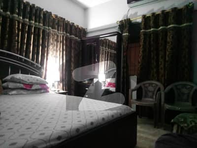 1400 Square Feet Flat Is Available In Affordable Price In Gulistan-e-Jauhar - Block 17