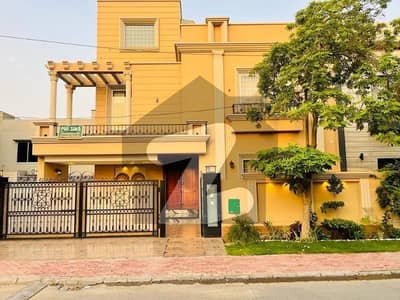 10 MARLA SLIGHTLY USED HOUSE FOR SALE IN SHAHEEN BLOCK SECTOR B BAHRIA TOWN LAHORE