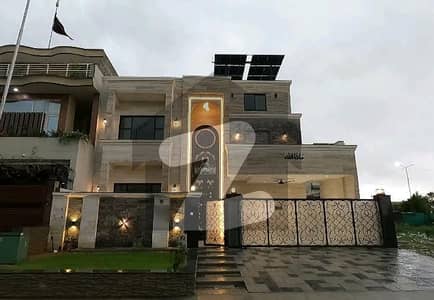 A Stunning On Excellent Location House Is Up For Grabs In G-13/1 Islamabad