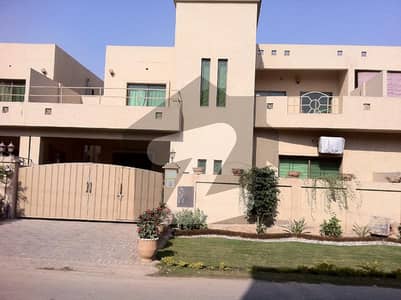 House For Rent 5 Bedrooms Tipu Design Sector-C, Askari-10, Lahore Cantt