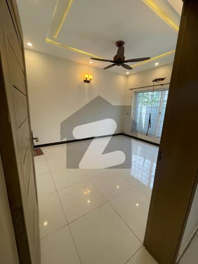 **LUXURY LIVING HOUSE FOR RENT IN D-12 (CDA SECTOR ISLAMABAD )**