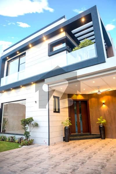 10-Marla Fully Modern Neat And Clean House FOr Rent at Hot Location Near Carrefour