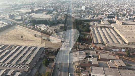 فیصل آباد بائی پاس روڈ فیصل آباد میں 112 کنال صنعتی زمین 49.0 کروڑ میں برائے فروخت۔