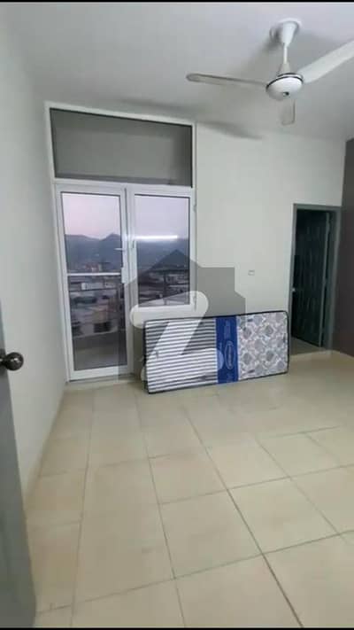 NEWLY RENOVATED 3 BED APARTMENT FOR RENT ON E/11-4
