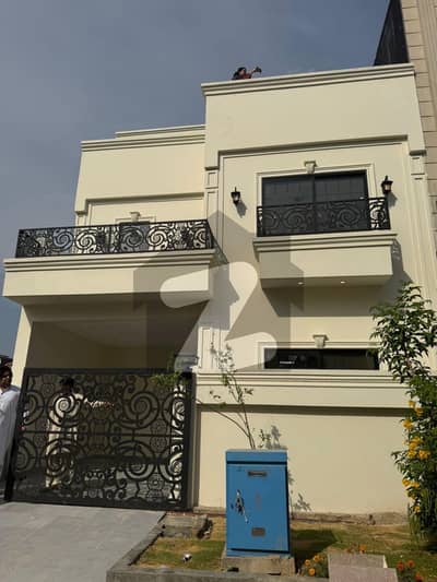 5 Marla House B17 F block