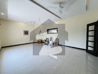 Luxurious and spacious 4 Beds Upper Portion Very Spacious Available For Rent In F-6