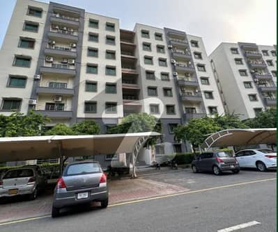 12 Marla 4 Bedrooms Apartment Sector B Askari 11 Lahore For Rent