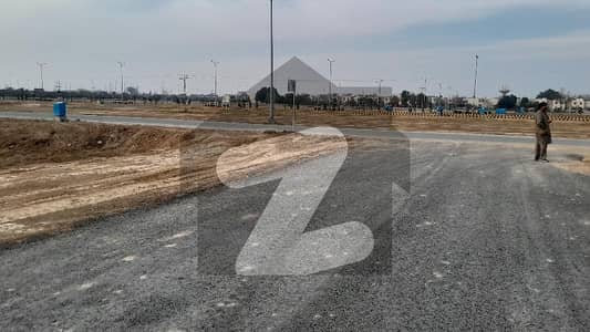 ڈی ایچ اے فیز9 پریزم - بلاک سی ڈی ایچ اے فیز9 پریزم,ڈی ایچ اے ڈیفینس,لاہور میں 1 کنال رہائشی پلاٹ 2.85 کروڑ میں برائے فروخت۔ ڈی ایچ اے فیز9 پریزم - بلاک سی ڈی ایچ اے فیز9 پریزم,ڈی ایچ اے ڈیفینس,لاہور میں 1 کنال رہائشی پلاٹ 2.85 کروڑ میں برائے فروخت۔