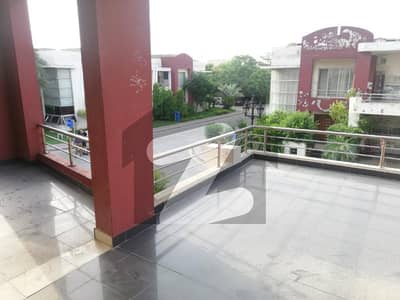 5 Marla Safari Villa for Rent in Sector B, Bahria Town Lahore - Secure Gated Community