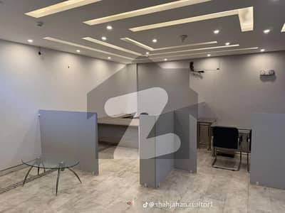 Luxury non furnished space available for rent