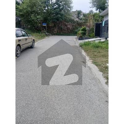 یونیورسٹی ٹاؤن ۔ بلاک ای یونیورسٹی ٹاؤن,اسلام آباد میں 5 مرلہ رہائشی پلاٹ 36.0 لاکھ میں برائے فروخت۔