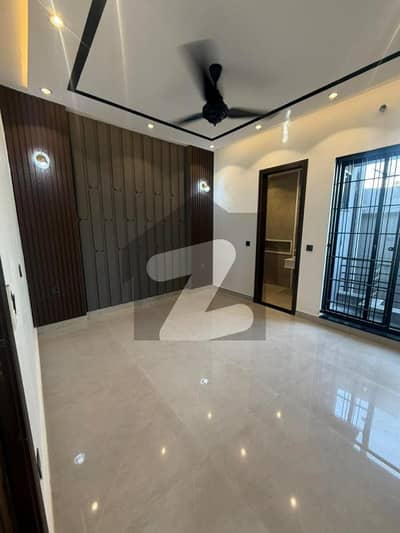 5 Marla dream house for sale