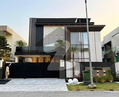1 Kanal Fully Furnished Luxury House With Modern Amenities, High Quality Interiors And A Comfortable Lifestyle.