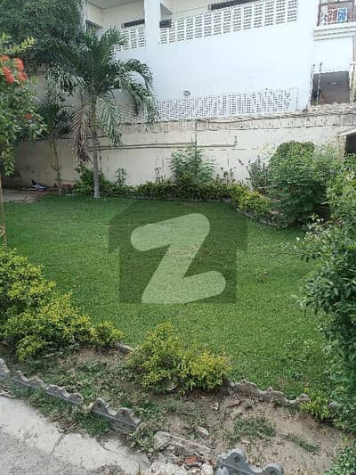 گلشنِ اقبال - بلاک 4 گلشنِ اقبال,گلشنِ اقبال ٹاؤن,کراچی میں 1 کنال Studio دفتر 7.5 لاکھ میں کرایہ پر دستیاب ہے۔
