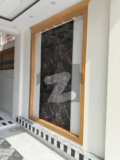 Buy A 10 Marla House For sale In Top City 1