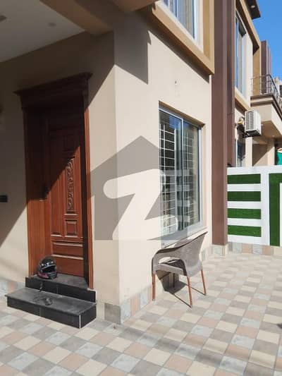 10 Marla brand new house available for rent in Nashe e iqbal phase 1