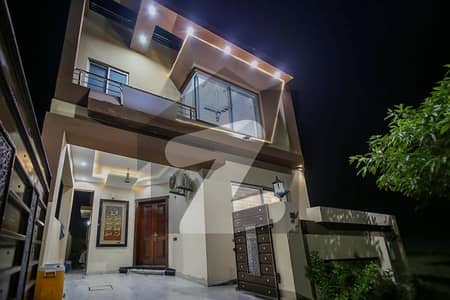 Brand New 5 Marla Ultra Modern Design House For Sale Ready To Move In