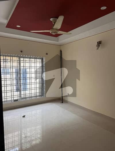5 Marla Desighner Upper Portion Available For Rent