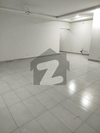 2 Bedrooms Apartment For Rent