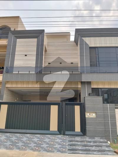10 Marla luxurious House Is Available For Sale Jubilee-Town Block B