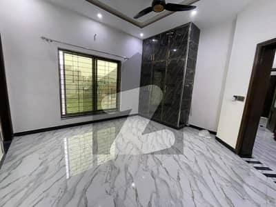 I SALE 8 MARLA GREY STRUCTURE HOUSE IN BAHRIA ORCHARD LAHORE. PHASE 2 H-Block