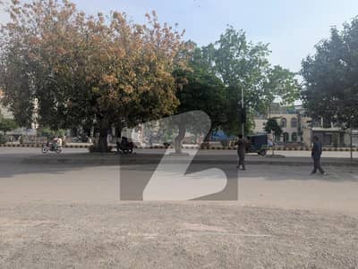 Prime Mall Road Commercial Space For Brand Outlet Opposite Hall Road