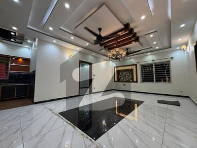 8 Marla Luxurious House Available For Rent In Bahria Town Phase 8 Rawalpindi
