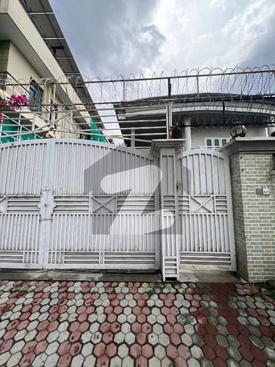 F-11/2 (60x90) Double Storey Bungalow For Sale