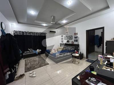 22 Marla Corner independent Upper Portion for Rent