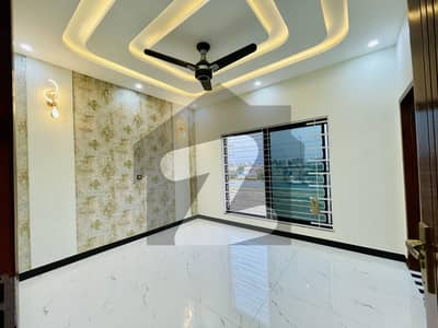 5 Marla Upper Portion For Rent In Central Park Housing Scheme Lahore
