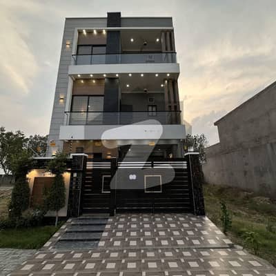 5 Marla Brand New Triple Storey House for Sale in Central Park Housing Scheme, Ferozepur Road, Lahore | Park Facing | 5 Beds