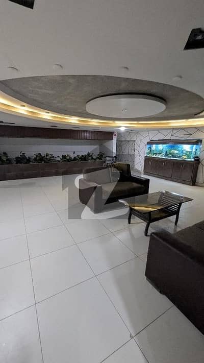 Flat for sale 2 bed lounge+Extra land