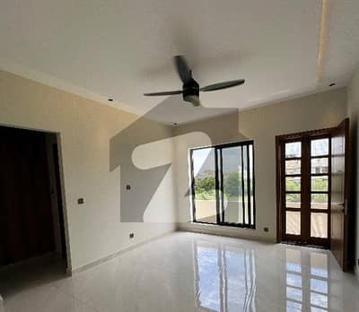 Ready To Buy A House 10 Marla In D-12