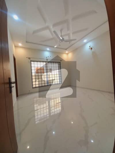 Bahria Enclave Islamabad Sector A 10 Marla Brand New Upper Portion For Rent
