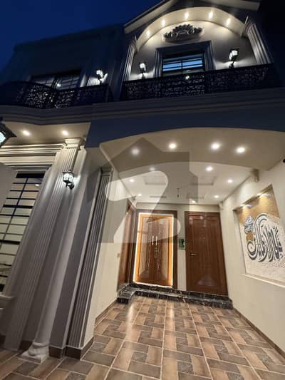 5 MARLA FULL HOUSE AVAILABLE FOR RENT IN CENTRAL PARK HOUSING SCHEME LAHORE