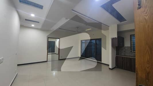 10 Marla Office Available For Rent