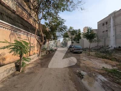 120 SQYRDS RESIDENTIAL PLOT AVAILABLE BEST OPPORTUNITY FOR INVESTMENT