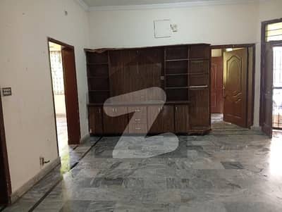 10 Marla Ground Portion Available For Rent In Pakistan Town Phase 1