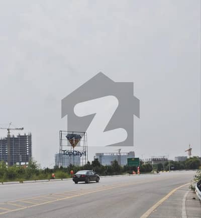 5 MARLA PLOT TOP CITY 1