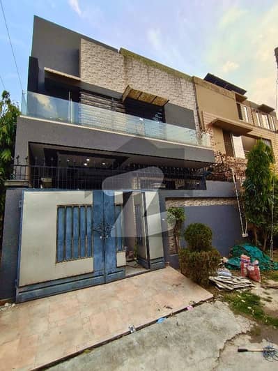 الرحمان گارڈن فیز 2 الرحمان گارڈن,لاہور میں 5 کمروں کا 5 مرلہ مکان 1.75 کروڑ میں برائے فروخت۔