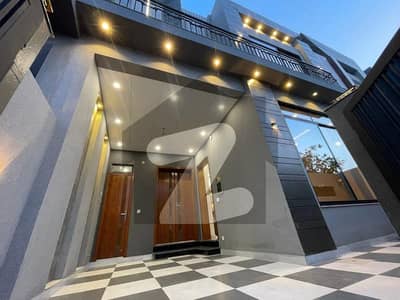 Your Dream Brand New 5 Marla House Is Available In Royal Orchard