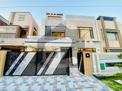 10 Marla Residential House For Sale In Tulip Block, Nearby Commercial Market, School and Health Care Canter